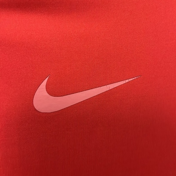 Nike Pro Women’s Medium, V-Neck Dri-Fit, Red and Black - Picture 7 of 11